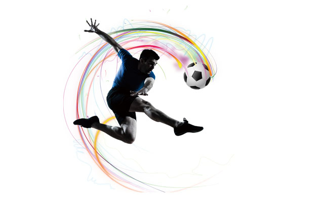 运动员踢球的动作设计海报特效素材下载